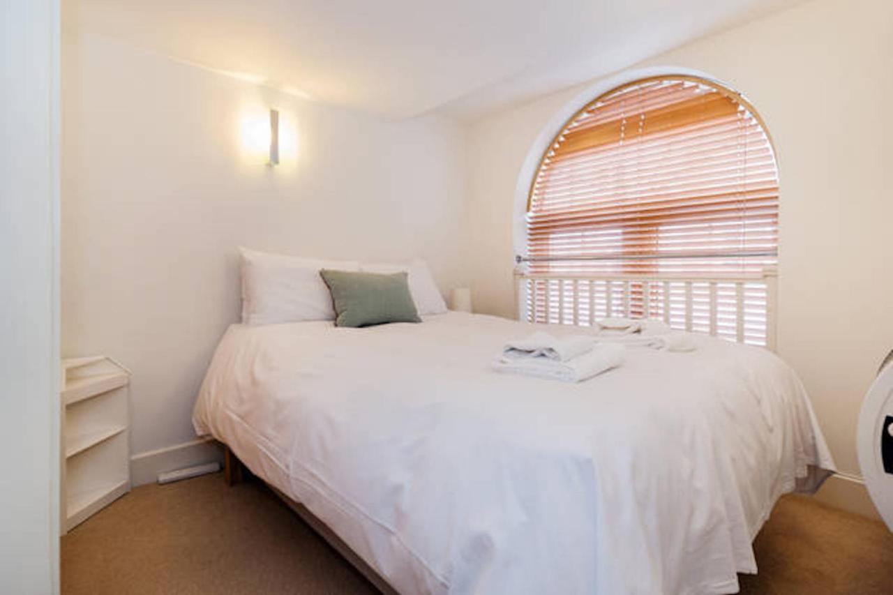 Central 2-Bed, 2-Bath Sanctuary Near Holborn Station, Covent Garden & West End Londra Dış mekan fotoğraf